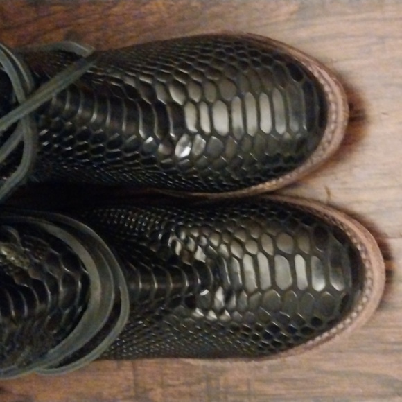 Freebird Boots - Picture 4 of 9